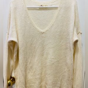 Womens Hollister large off white V neck sweater